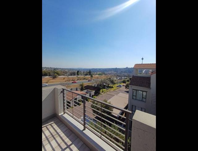 1 BEDROOM PROPERTY TO RENT IN LONEHILL